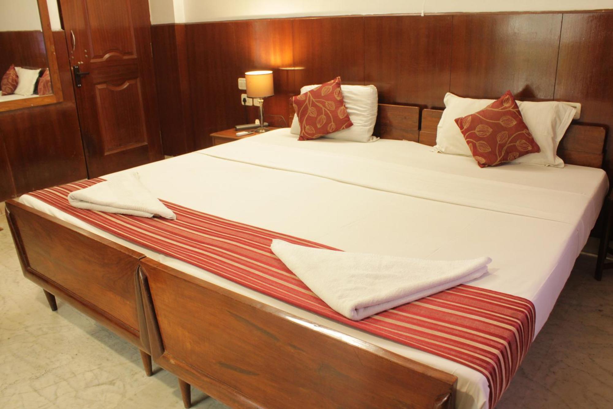 Happy Planet Bed and Breakfast Madras Buitenkant foto