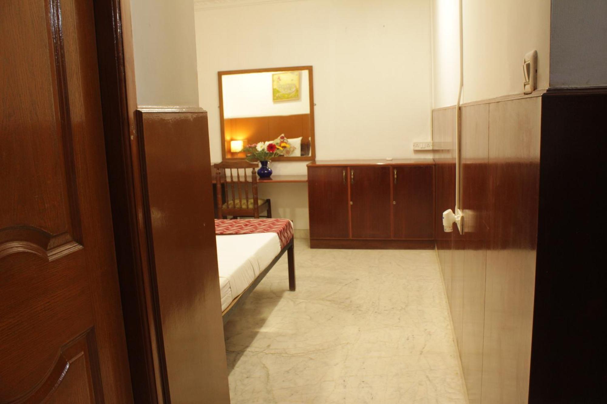 Happy Planet Bed and Breakfast Madras Buitenkant foto