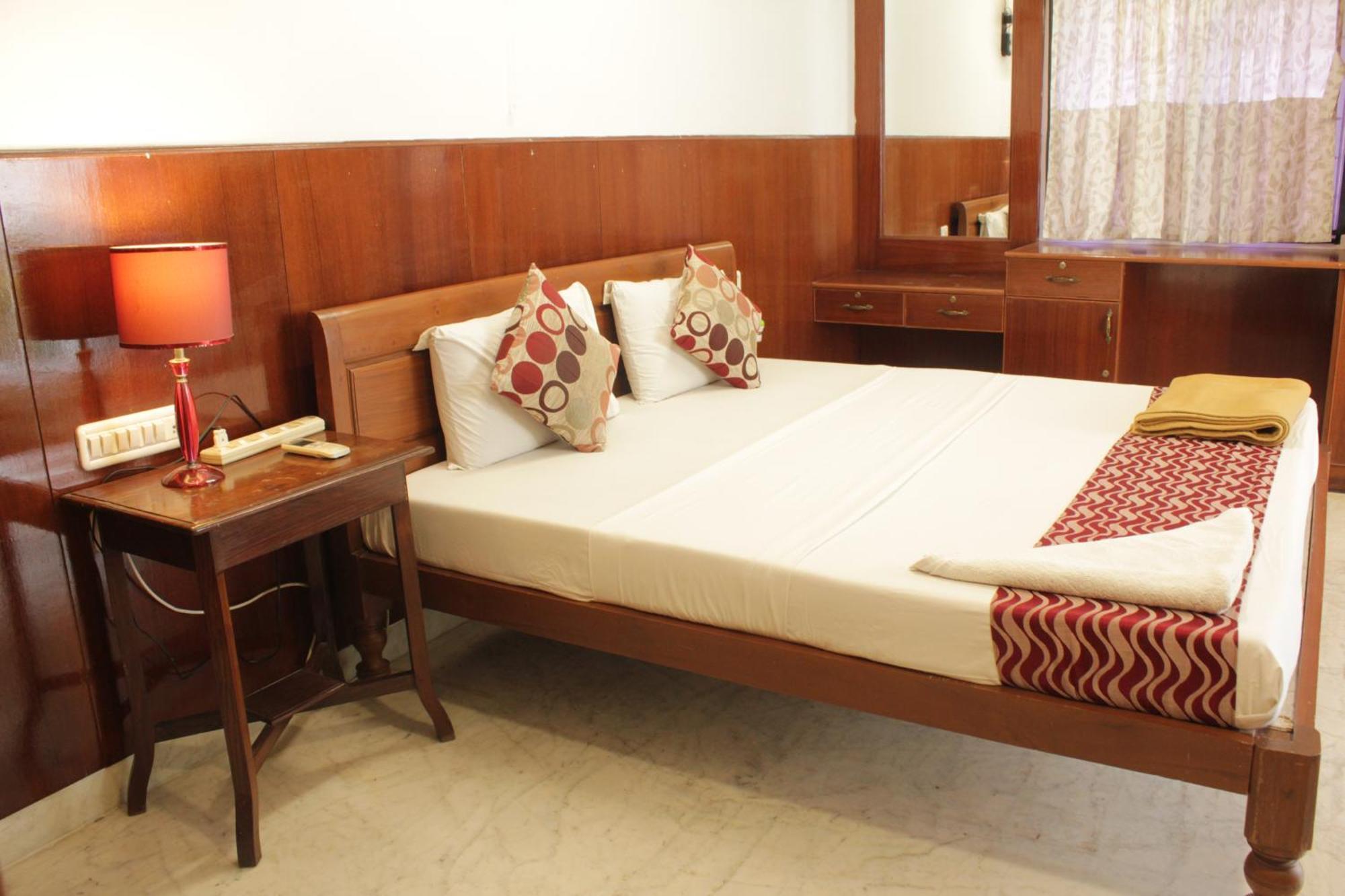 Happy Planet Bed and Breakfast Madras Buitenkant foto