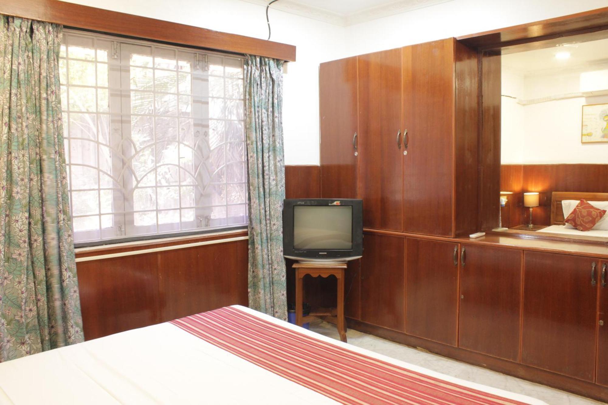 Happy Planet Bed and Breakfast Madras Buitenkant foto